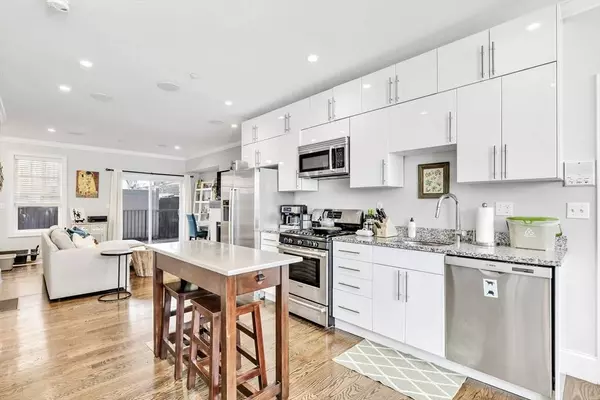 180 Gold St #1, Boston, MA 02127