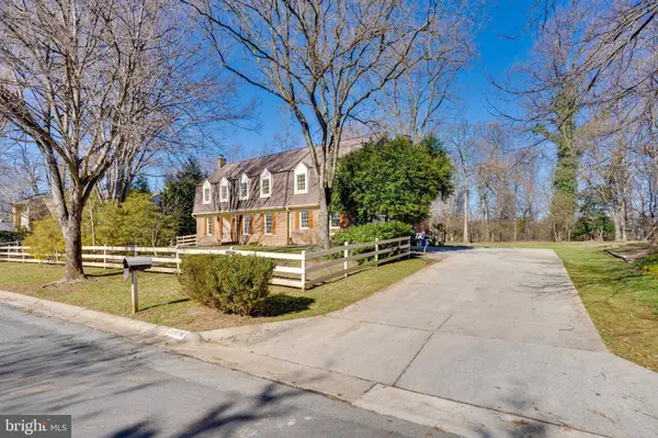 11816 DANVILLE DR, Rockville, MD 20852