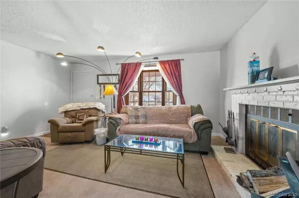 2165 Bainbridge DR, Colorado Springs, CO 80916