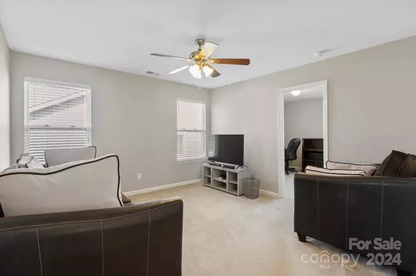 5142 Elementary View DR, Charlotte, NC 28269