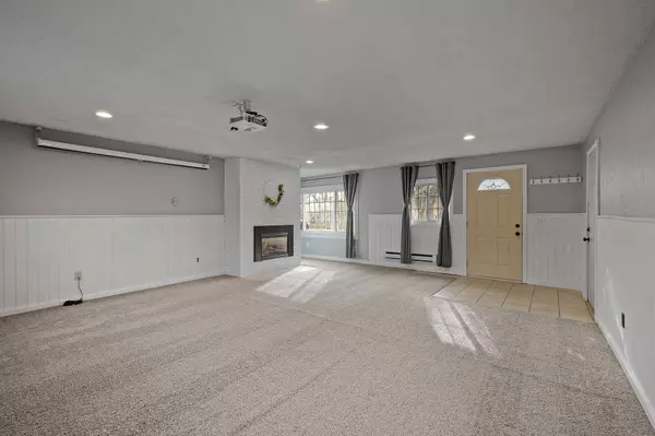 4864 Bloom AVE, White Bear Lake, MN 55110