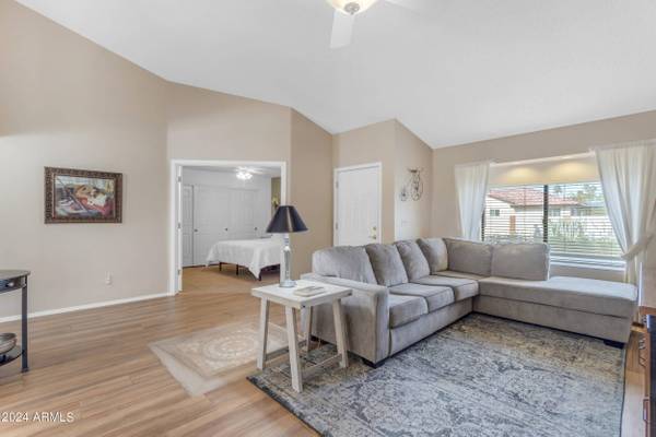 542 S HIGLEY Road #40, Mesa, AZ 85206