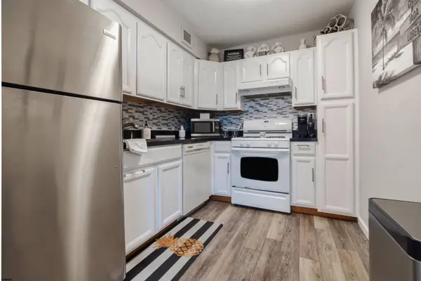 6101 Monmouth Ave #1007, Ventnor, NJ 08406