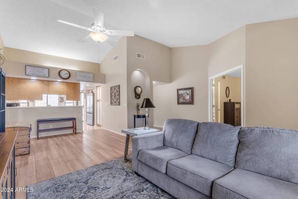 542 S HIGLEY Road #40, Mesa, AZ 85206