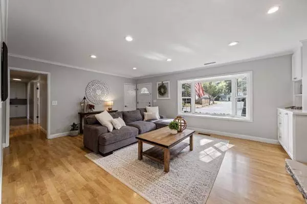 325 Curie DR, San Jose, CA 95119