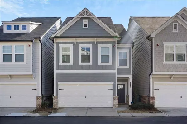 377 Hayden CIR, Woodstock, GA 30189