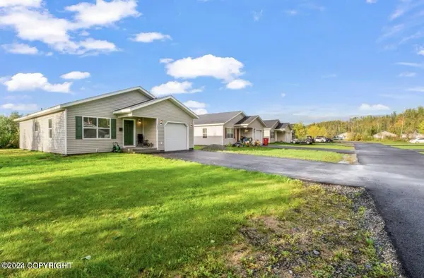3803 S Lance B CIR, Wasilla, AK 99654
