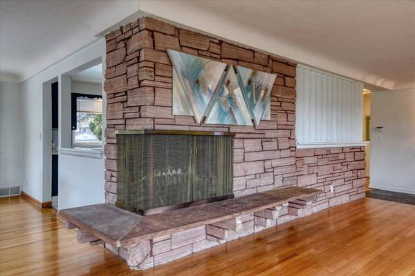 3212 W Riverview Dr, Spokane, WA 99205