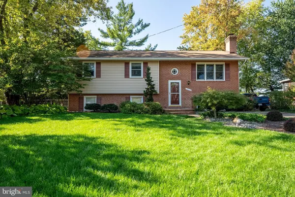 14713 ALGRETUS DRIVE, Centreville, VA 20120