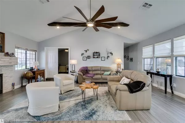 250 Garfield Drive, Henderson, NV 89074