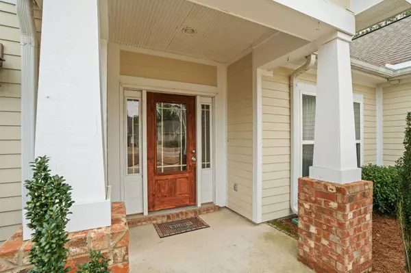 34 N Founders WAY, Hattiesburg, MS 39401