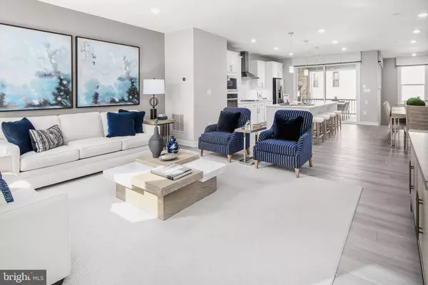 210 HICKORY HOLLOW CT, Cockeysville, MD 21030