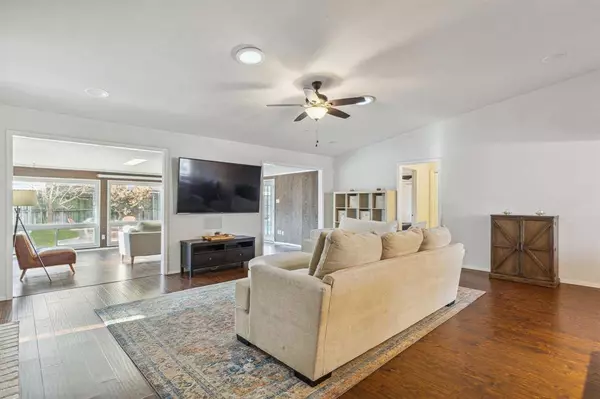 3422 Duckview Court, Arlington, TX 76016