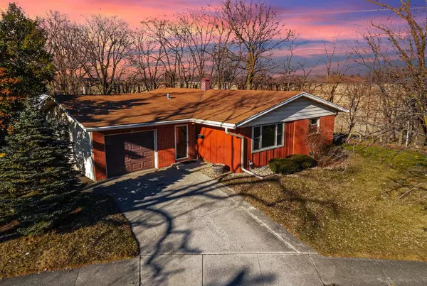 12 Apache DR, Thornton, IL 60476