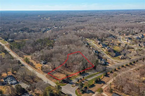 1712 W Lexington AVE, High Point, NC 27262