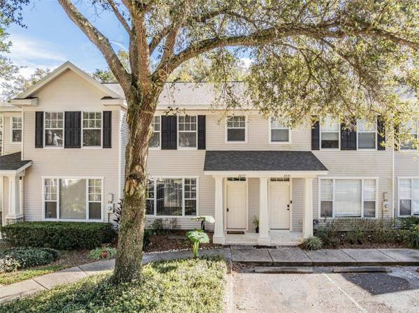 2237 GOLDEN OAK LN, Valrico, FL 33594