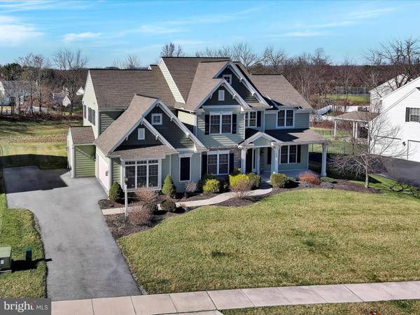 176 SAVANNAH DR, Hummelstown, PA 17036
