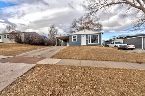 2109 Hoefer Avenue, Rapid City, SD 57701