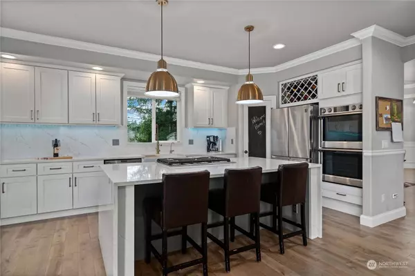 17018 28th ST E, Lake Tapps, WA 98391