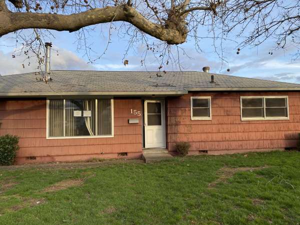 155 Bigham Dr, Central Point, OR 97502