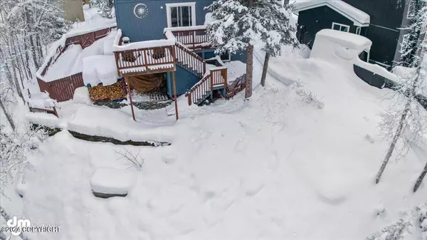 9902 Amchitka CIR, Eagle River, AK 99577