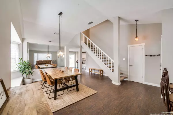 310 HORNBEAN LN, Cibolo, TX 78108-3147