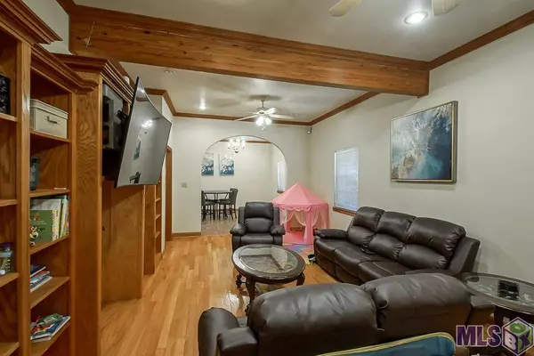 2116 FAIRCHILD ST, Baton Rouge, LA 70807