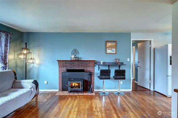 606 E 68th ST, Tacoma, WA 98404