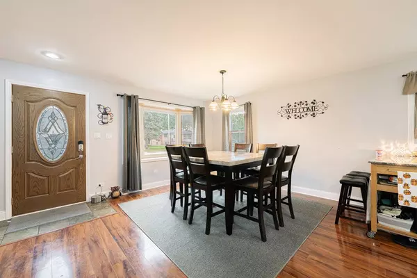 7738 W 81st ST, Bridgeview, IL 60455