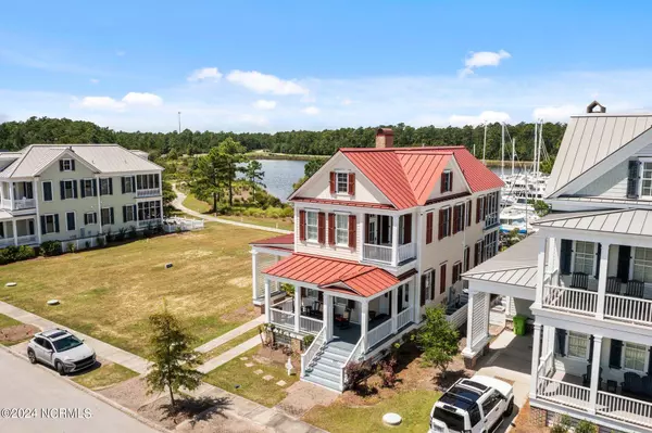 317 E Harborside Road, Oriental, NC 28571