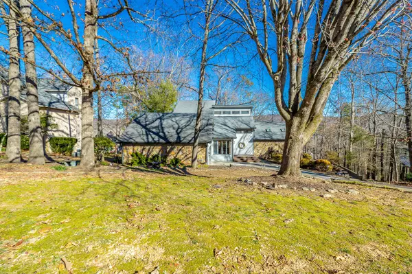 1406 Fore Winds Hill, Ooltewah, TN 37363