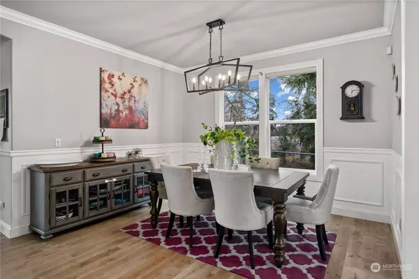 17018 28th ST E, Lake Tapps, WA 98391