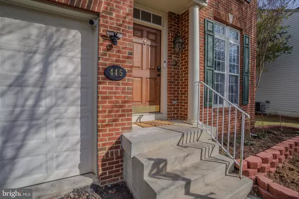 445 RICHWOOD HALL RD, Kearneysville, WV 25430