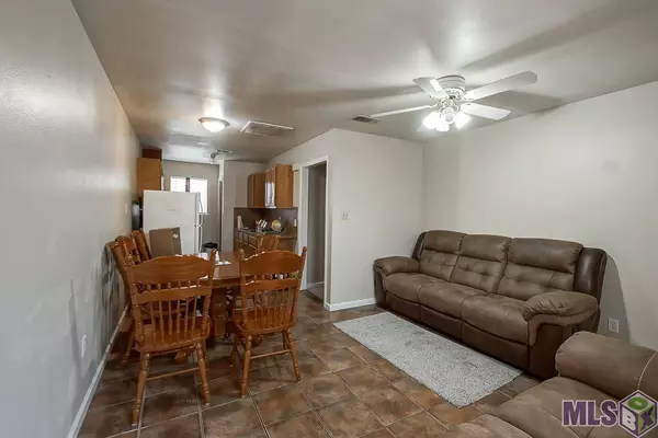 2116 FAIRCHILD ST, Baton Rouge, LA 70807