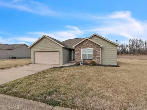 1128 W Cobblefield Drive, Rockport, IN 47635