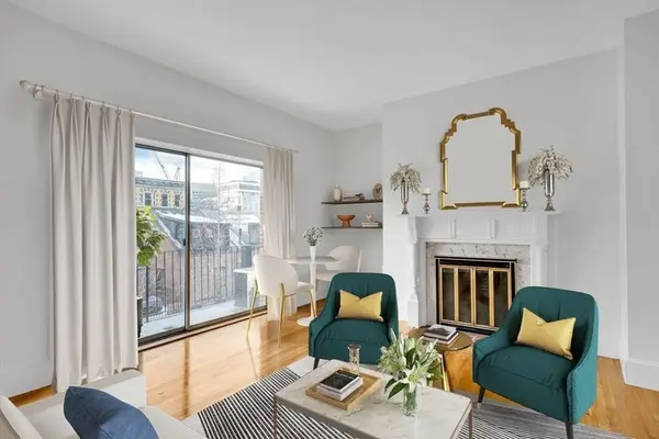 21 Hancock St #3, Boston, MA 02114