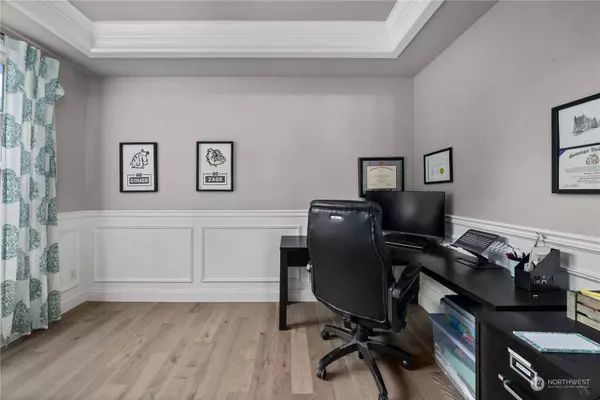 17018 28th ST E, Lake Tapps, WA 98391