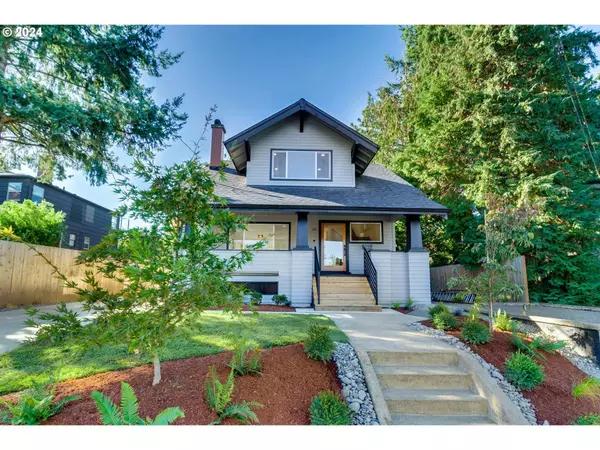 25 NE GILHAM AVE, Portland, OR 97213