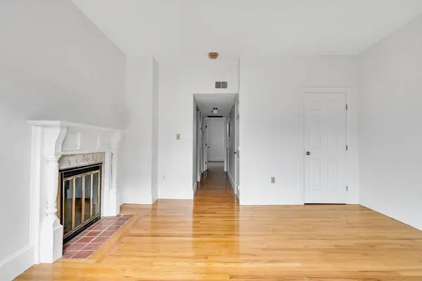 21 Hancock St #3, Boston, MA 02114