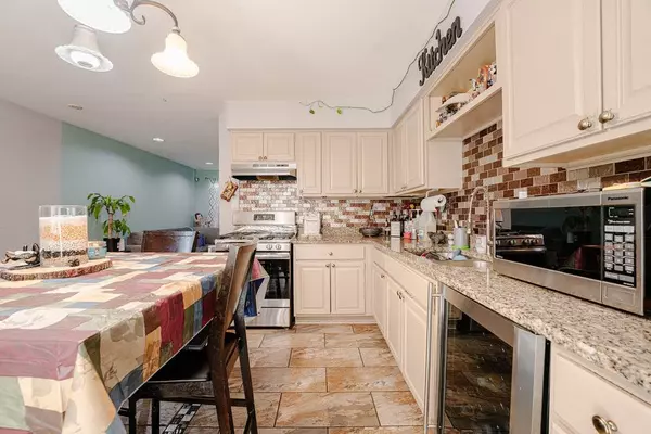 17153 Apple Tree DR, Country Club Hills, IL 60478