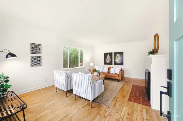 2409 H ST, Bellingham, WA 98225