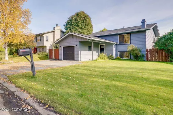 7721 Ascot ST, Anchorage, AK 99502