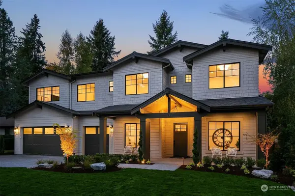 13038 NE 113th ST, Kirkland, WA 98033