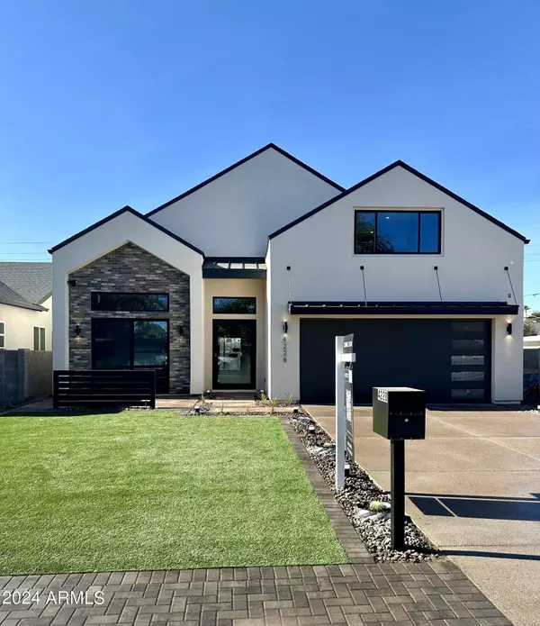 4228 N 42ND Street, Phoenix, AZ 85018