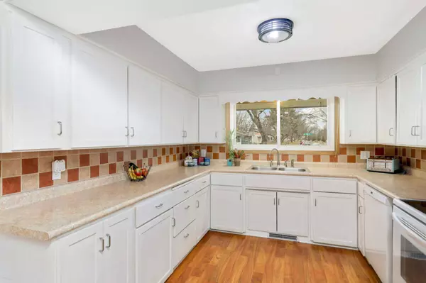 1750 5th ST, White Bear Lake, MN 55110