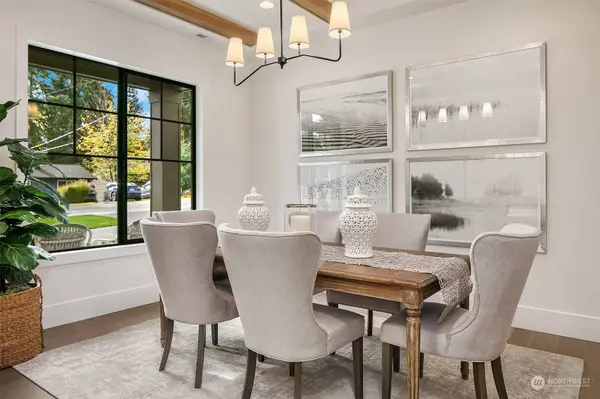 13038 NE 113th ST, Kirkland, WA 98033