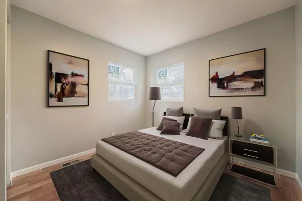 10235 S Wallace ST, Chicago, IL 60628