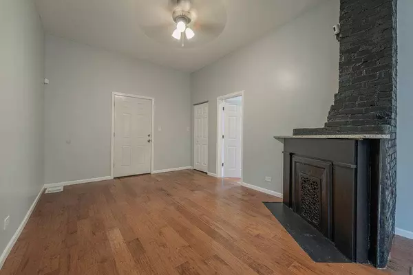 10235 S Wallace ST, Chicago, IL 60628