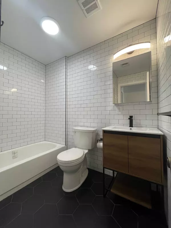 623 38th St #1, Union City, NJ 07087