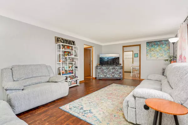 1750 5th ST, White Bear Lake, MN 55110